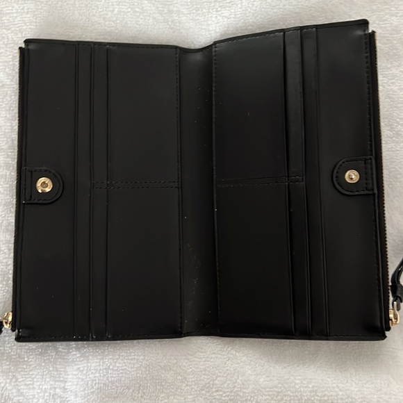 Kate Spade wallet - Picture 2 of 6